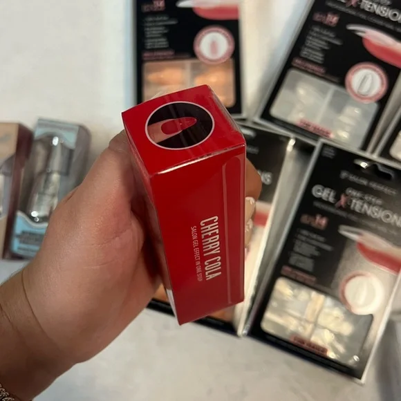 Salon Perfect Gel Extension Nail Kit Set - Picture 5 of 10